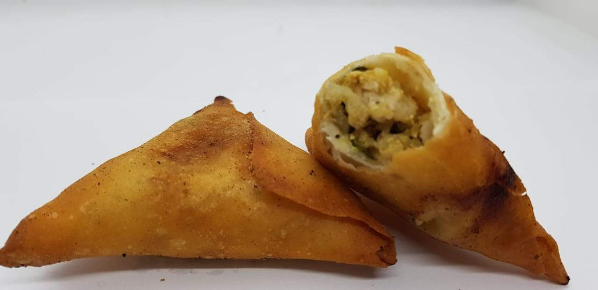 Chicken Mince Samoosa | Bombay Chicken Mince Broken Revealing Filling