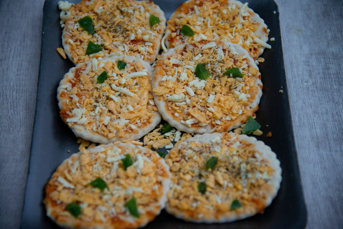 Margherita Napoli Mini Pizzas (6 Pack) - Savoury Boutique